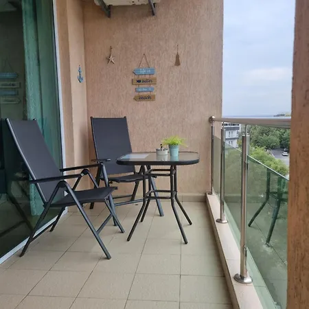 Apartament Madessa Apartament *